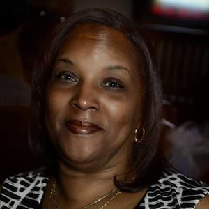 Meet your Posher, Lenora